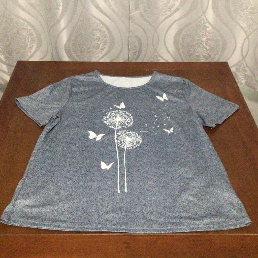 NWOT Women’s Short Sleeved Top